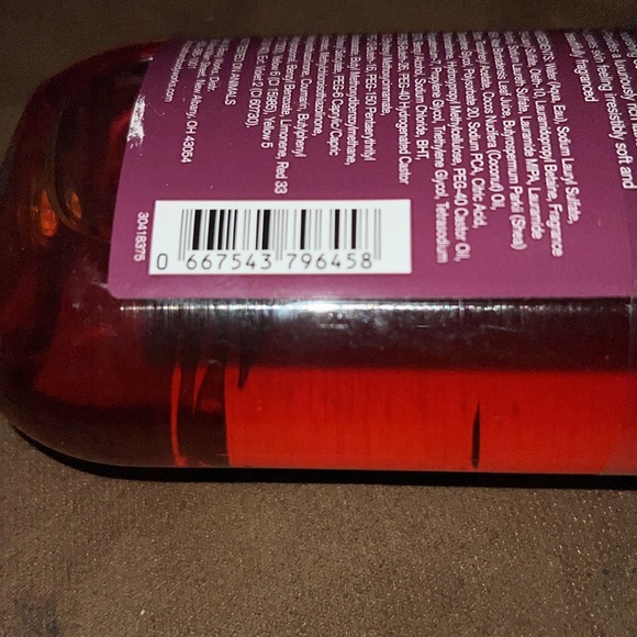 Bath & Body Works Oahu Coconut Sunset Shower Gel - Picture 3 of 4